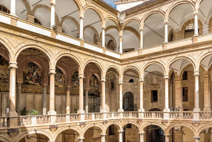 Palermo: Cappella Palatina and Palazzo dei Normanni Tour - Where the tour starts at Biglietteria Fondazione Federico II, and how tickets work
