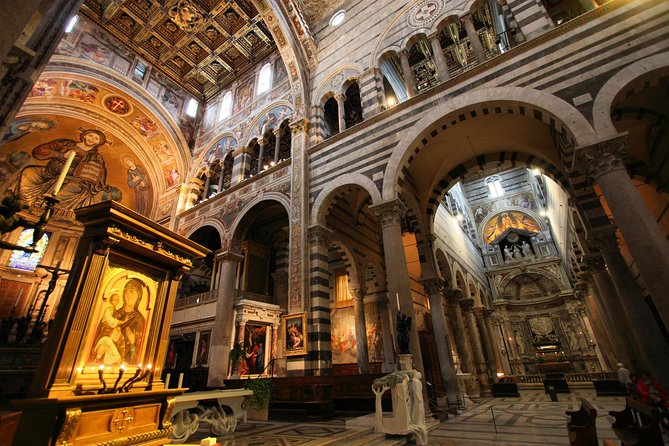 Palermo Catacombs and Monreale Half-day Tour - The guides: why the human factor shows up in the reviews