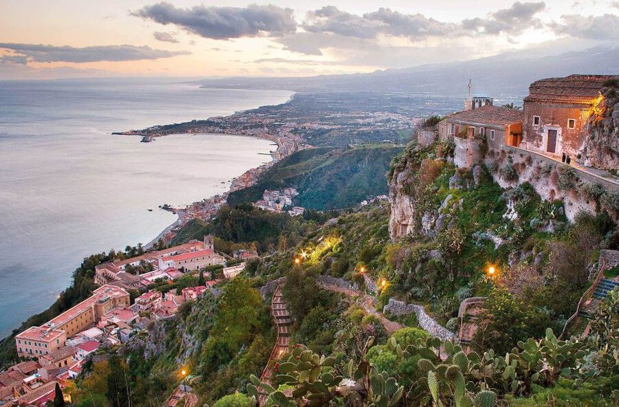 Palermo/Cefalù: Mount Etna and Taormina Day Trip - Taormina on your own for about 3 hours: pedestrian lanes, granita, and optional Greek Theater time