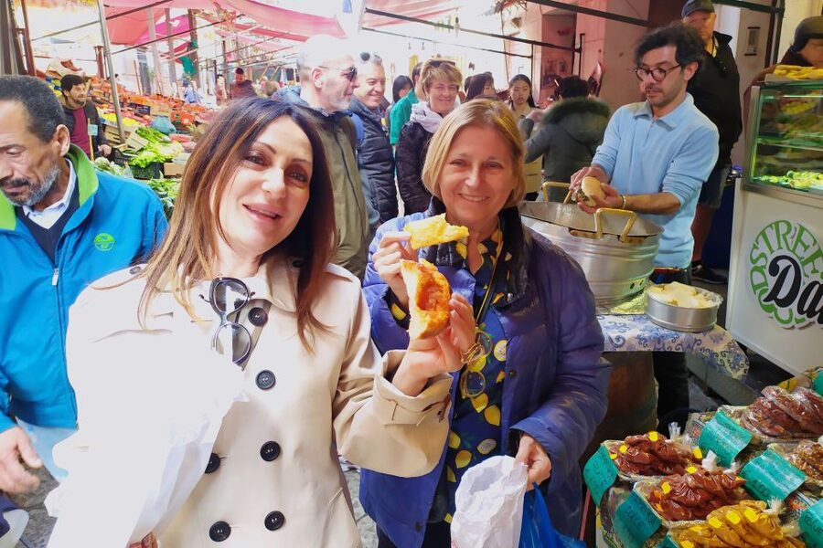 Palermo: City Walking Tour & Street Food Tasting with Drink - Piazza Olivella and the early orientation: get your bearings fast