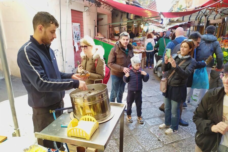 Palermo: City Walking Tour & Street Food Tasting with Drink - Capo Market and the Beati Paoli stories: where the tour turns into a food stroll