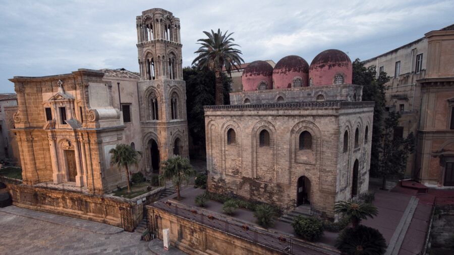 Palermo: custom tour with a local expert - Local expert energy: the difference between a guide and a host