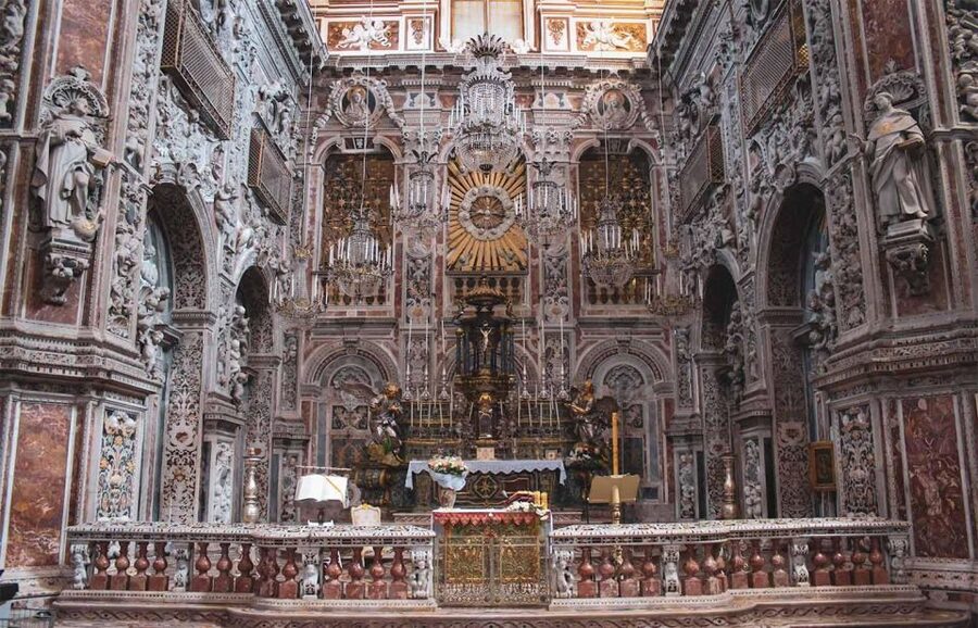 Palermo: Exclusive Private Walking Tour by Palermo Wonders - Quattro Canti and Fontana Pretoria: photo moments with real meaning