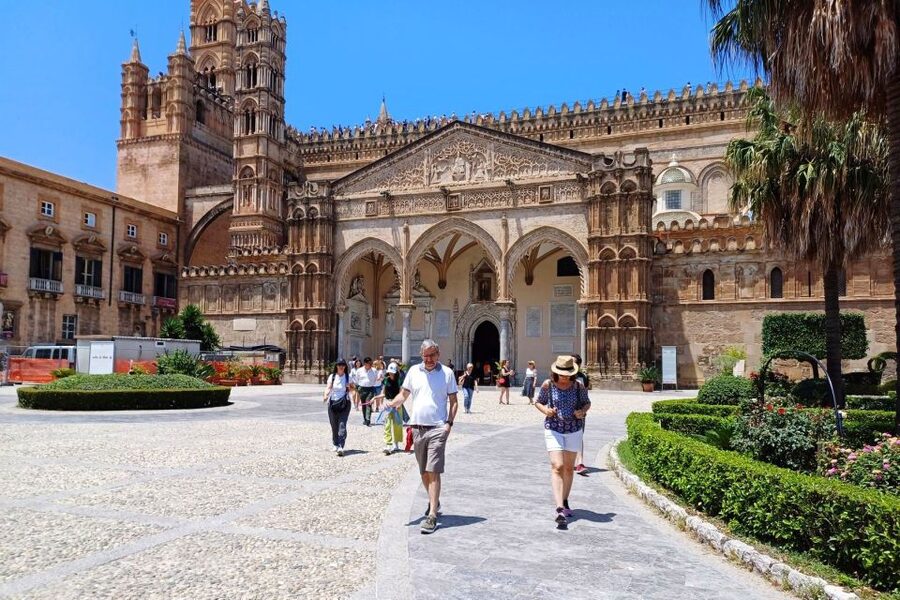 Palermo in 2 ore Monumenti principali e Mercati storici - Included admission and food stops: where the $23 value actually comes from
