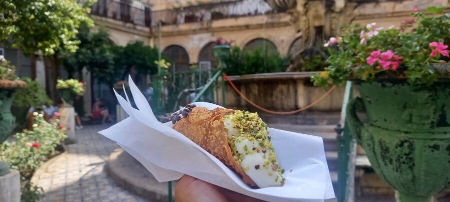 Palermo Sicilian Street Food Tour: Small Group with a Local - Finding the Start: Piazzetta delle Dogane and Santa Maria della Catena