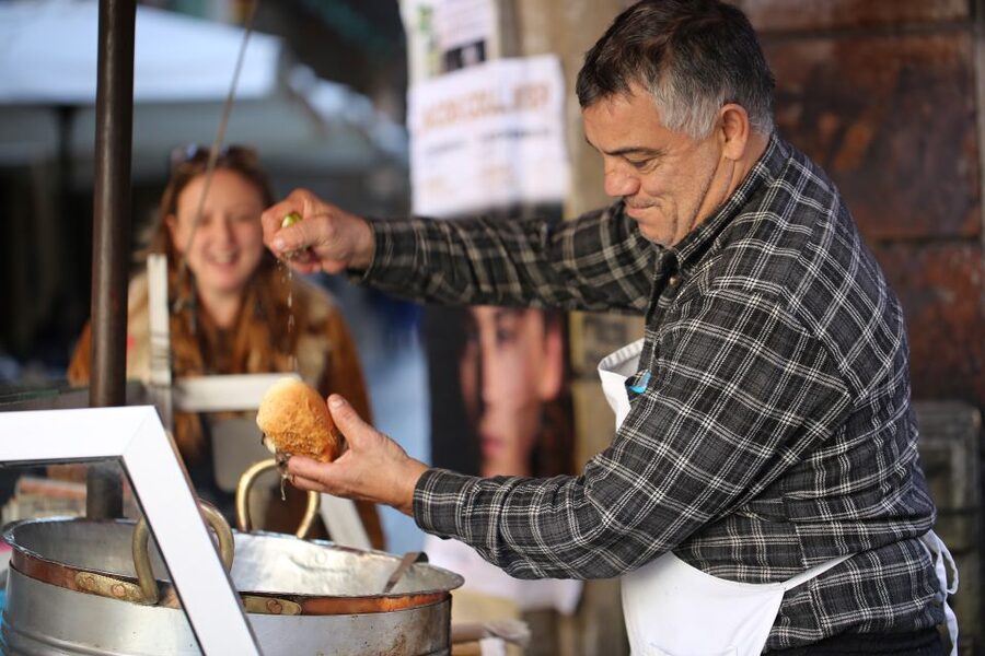 Palermo: Street Food and Local Market Tasting Tour - Capo and Vucciria tastings: your meal-sized lineup of Palermo favorites