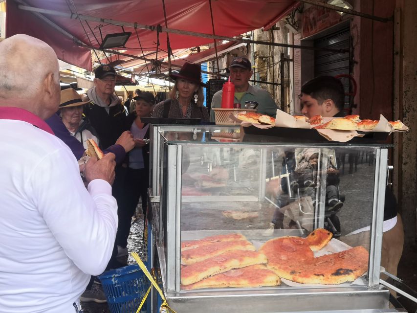 Palermo: Street Food Walking Tour with Local Guide & Tasting - Sfincione and the Palermo pizza vibe you can taste in one bite