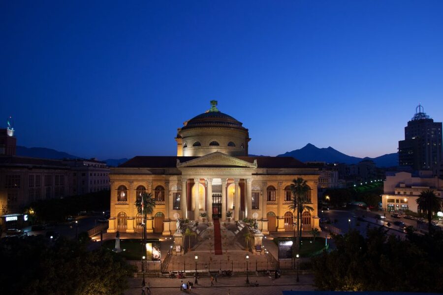 Palermo: Teatro Massimo Opera House Guided Tour - Ticket office start: where the tour really begins
