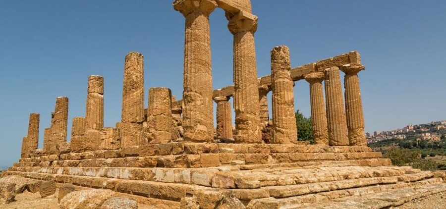 Palermo to Siracusa: stop al Valley of Temples & Roman Villa - Akragas behind the stones: legend and real origins