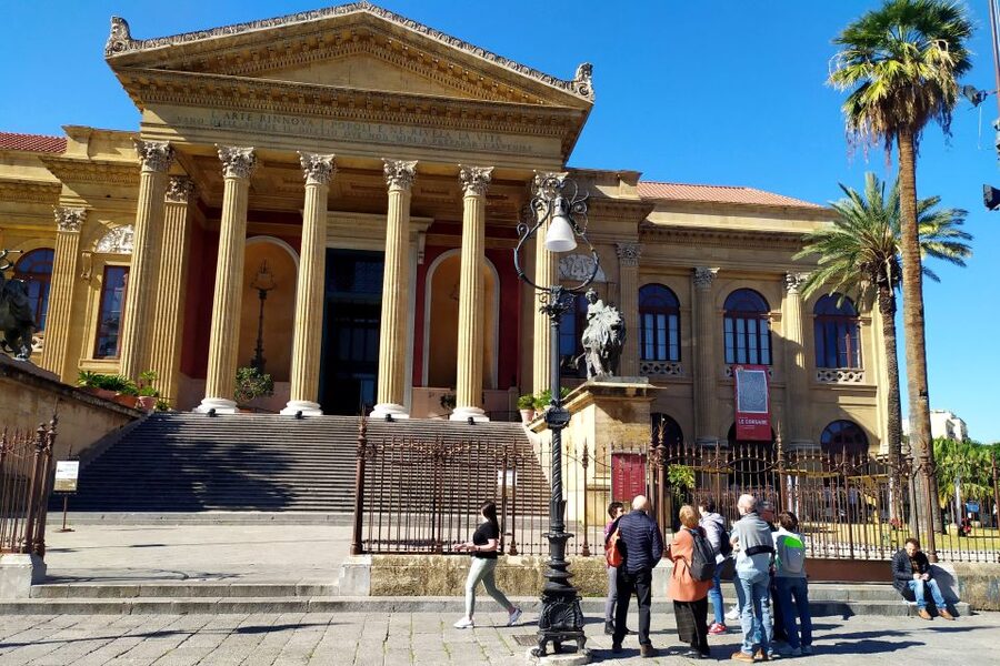Palermo: Walking Tour of Historic Markets and Monuments - Beati Paoli and Santa Rosalia: how Palermo tells stories