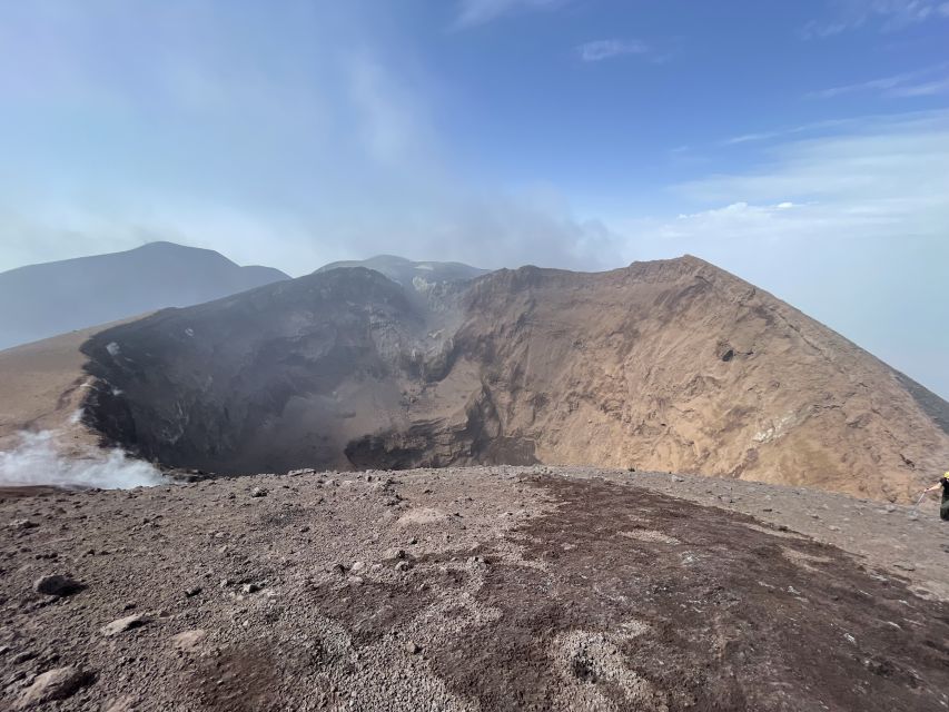 Piano Provenzana: Mount Etna Hiking Trip to 3,300 Meters - The route in real life, from meeting point to crater edge