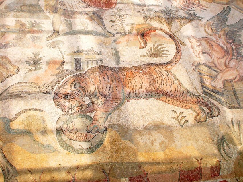 Piazza Armerina: Roman Villa del Casale Mosaics Tour - Villa del Casale in Piazza Armerina: why the mosaics feel personal