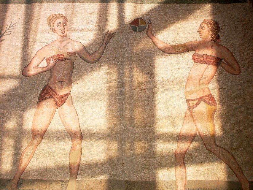 Piazza Armerina: Roman Villa del Casale Mosaics Tour - Entering 48 rooms of the domus, plus the peristyle floor