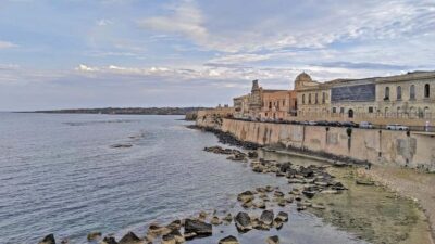 Pillirina, Ortigia, Sea caves: Boat Tour and Snorkeling