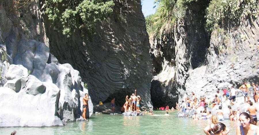 Private Tour of Alcantara Gorges. Including Food and Wine - Giardini Naxos: Etna DOC tasting with organic local food