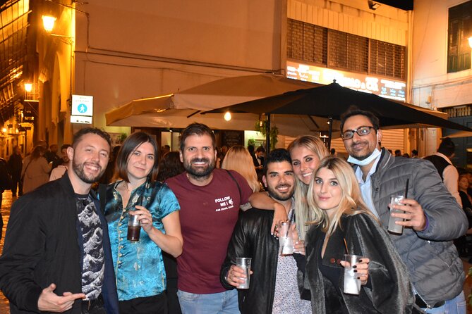 Pub Crawl Palermo - Stop 1, Finch Lounge: Your First Social Bar