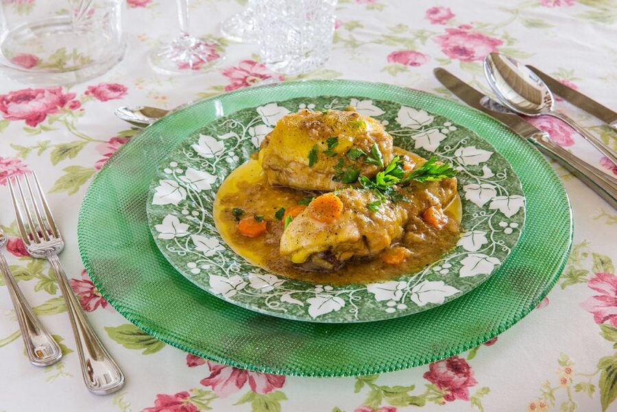 Ragusa: Dining Experience at a Local's Home - Wine, Coffee, and That Regional Sicilian Touch