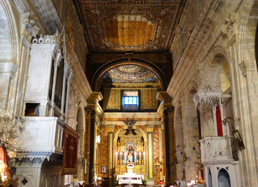 Ragusa Ibla: Walking Tour with Local Guide - Church of San Giacomo: an interior that explains itself