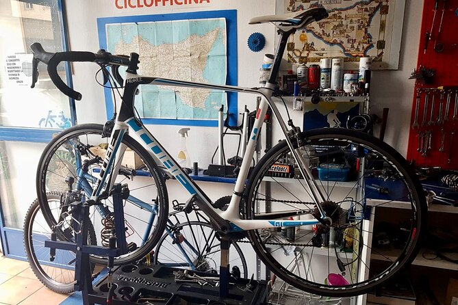 Rent a Carbon or Aluminum Road Bike in Sicily - Carbon bike value in Palermo: price, what you get, and what you should check