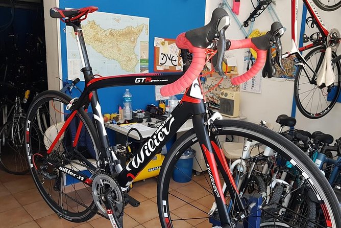 Rent road bike - Choosing carbon vs aluminum, and getting fitted fast