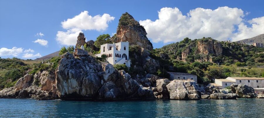 San Vito Lo Capo: Boat Trip with 3 Swimming Stops and Snacks - Key highlights to know before you go