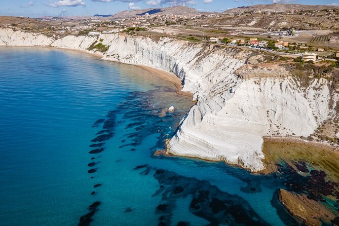 Scala dei Turchi in 3.5 hours, boat tour with stops for swimming - Stop 1: Scala dei Turchi swimming, anchored about 100 meters out