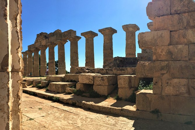 Selinunte Archaeological Park and Cusa Caves from Palermo, Private Tour - Driver vs guide: getting the stories without losing your day