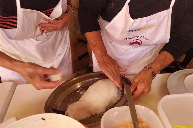 Sicilian Cooking Class in Taormina - Chef-led prep: pasta, chopping, and the Sicilian technique focus