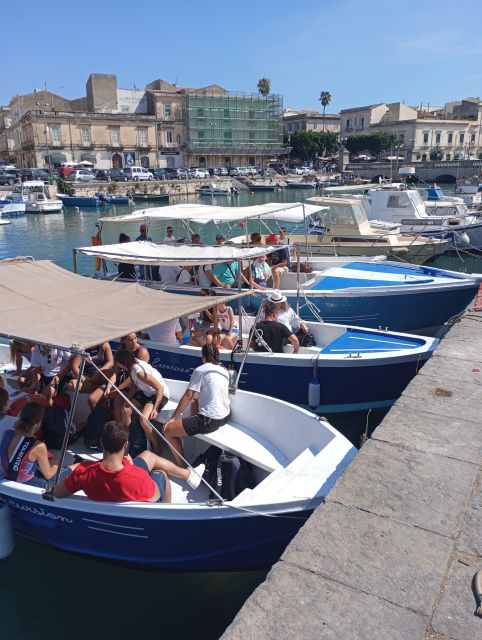 Syracuse:Boat tour Ortigia,Pillirina and seacaves - Where the boat takes you: Ortigia landmarks from the water