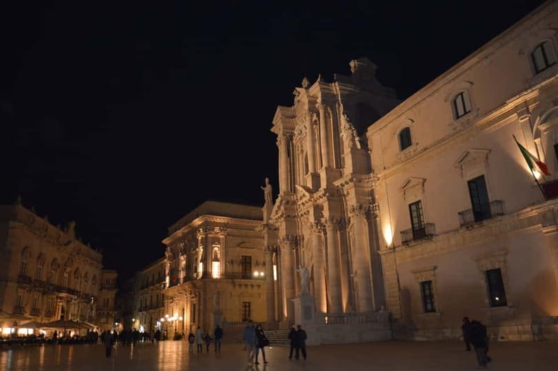 Syracuse: Ortigia and Neapolis Guided Walking Tour - Should you book the Syracuse Ortigia and Neapolis walking tour?