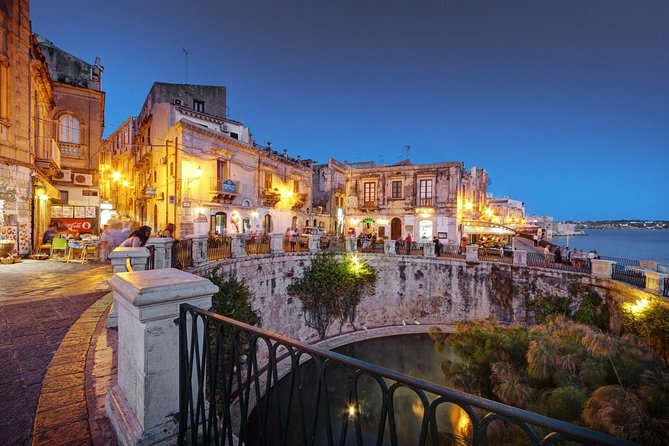 Syracuse Private Walking Tour with Traditional Lunch and Wine - What $265.05 really buys you: time saved and attention given