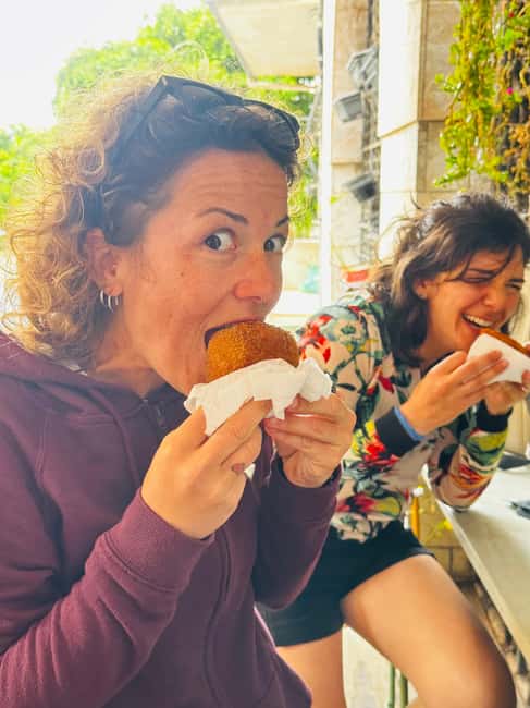 Syracuse: Street Food Walking Tour in Ortigia with Tastings - Impanate: the oval calzone that you eat with your hands