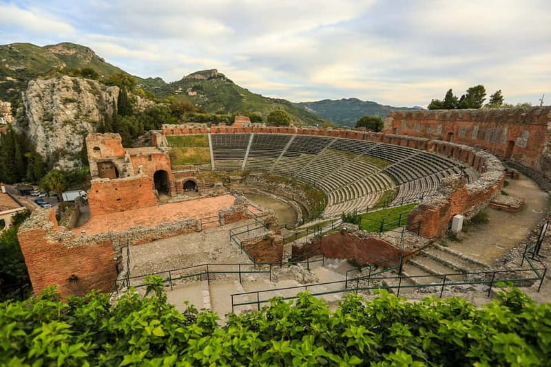 Taormina: Ancient Theater Skip-the-Line Ticket & Audio Guide - A guided walk in plain English: what you see inside