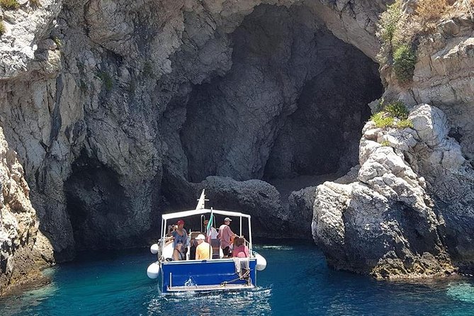 Taormina and Isola Bella Day Tour with Boat Trip from Messina - Comfort and packing tips that actually matter