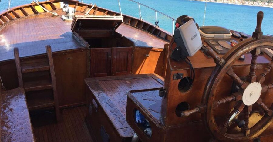 Taormina: Boat Tour to Taormina & Giardini Naxos with Drink - A 2-hour route that targets Taormina’s most famous coastal sights