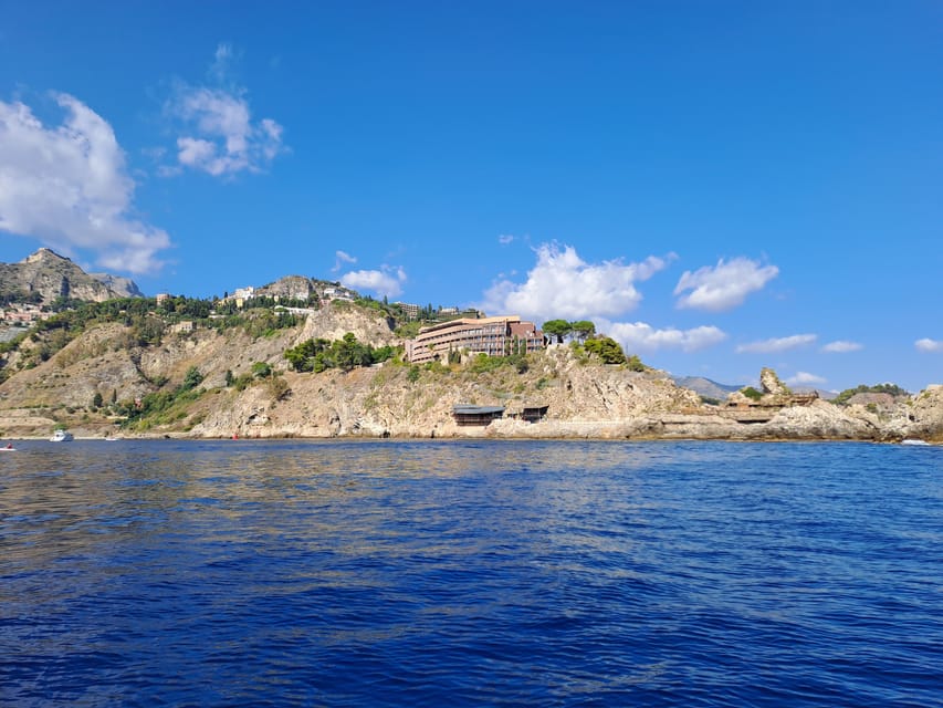 Taormina: Coastline Boat Tour with Aperitif and Snorkeling - The Group Vibe and Boat Comfort for a 2-Hour Tour