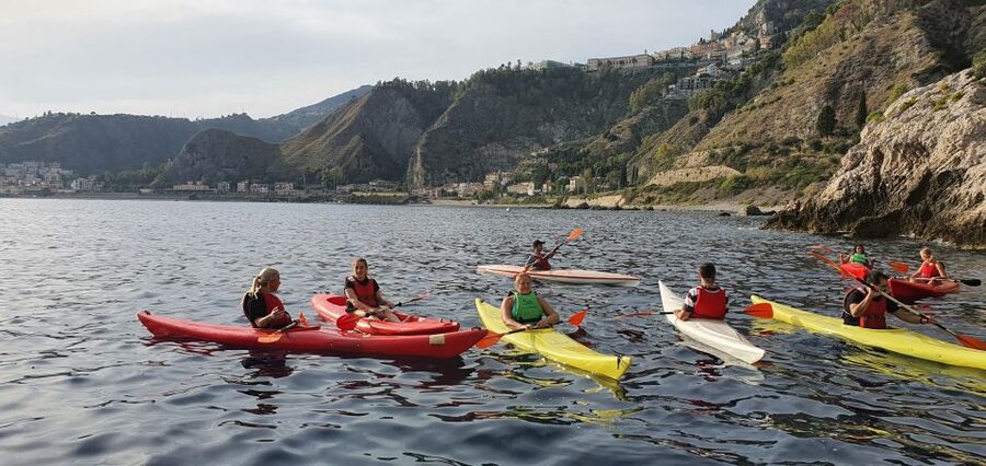 Taormina: Kayak Coastal Tour to Isola Bella and Blue Grotto - Blue Grotto and Grotta degli Innamorati: seeing caves from a kayak