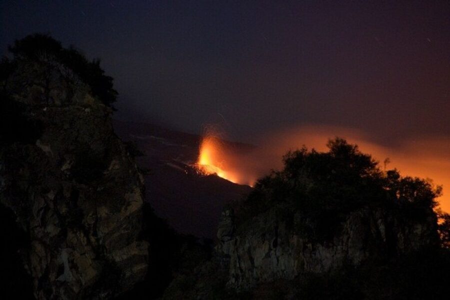 Taormina: Mount Etna Sunset Tour with Cave Visit and Tasting - How the 3 to 5 hours flow from Taormina up the mountain