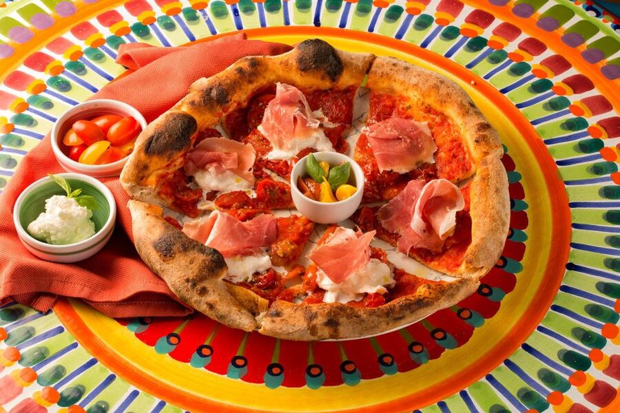 Taormina Pizza making class - Lunch: eating the pizzas you made, plus the Sicilian table extras