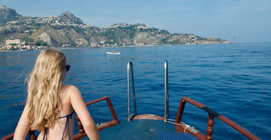 Taormina: White Lotus Tour - Why the White Lotus boat route feels different than a walking tour