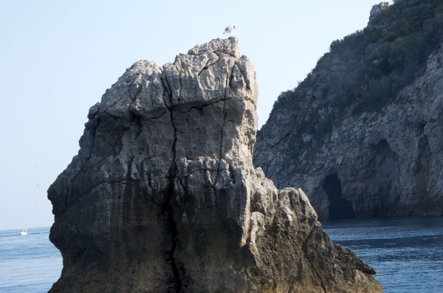 Taormina: White Lotus Tour - Getting on board at Vip Sailing Taormina and timing the experience