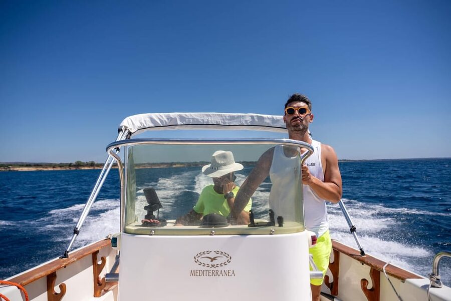 Tour in barca privata da Avola a Marzamemi con snorkeling - Cape Passaro, where two seas meet, and the way back feels easy