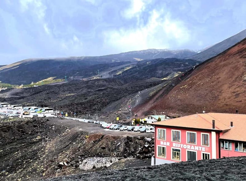 Tours Privato in Mini van Monte Etna e Taormina da Siracusa - From Ortigia To A Muntagna Day Trip: The Big Picture
