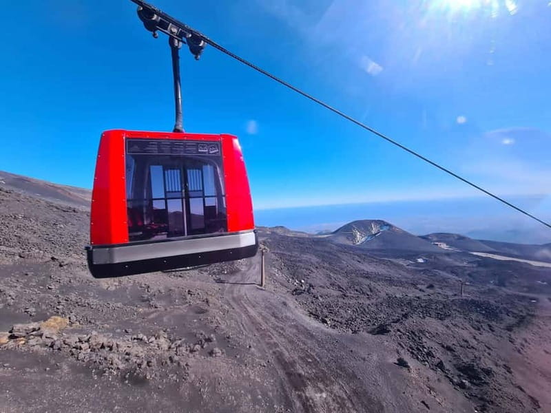 Tours Privato in Mini van Monte Etna e Taormina da Siracusa - The Long Ride and the First Etna Setup